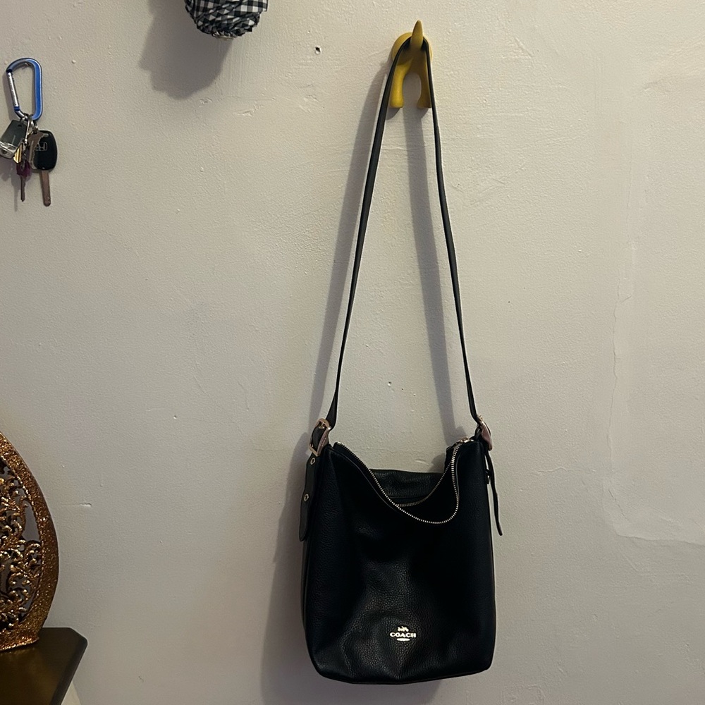 Coach Val Duffle purse